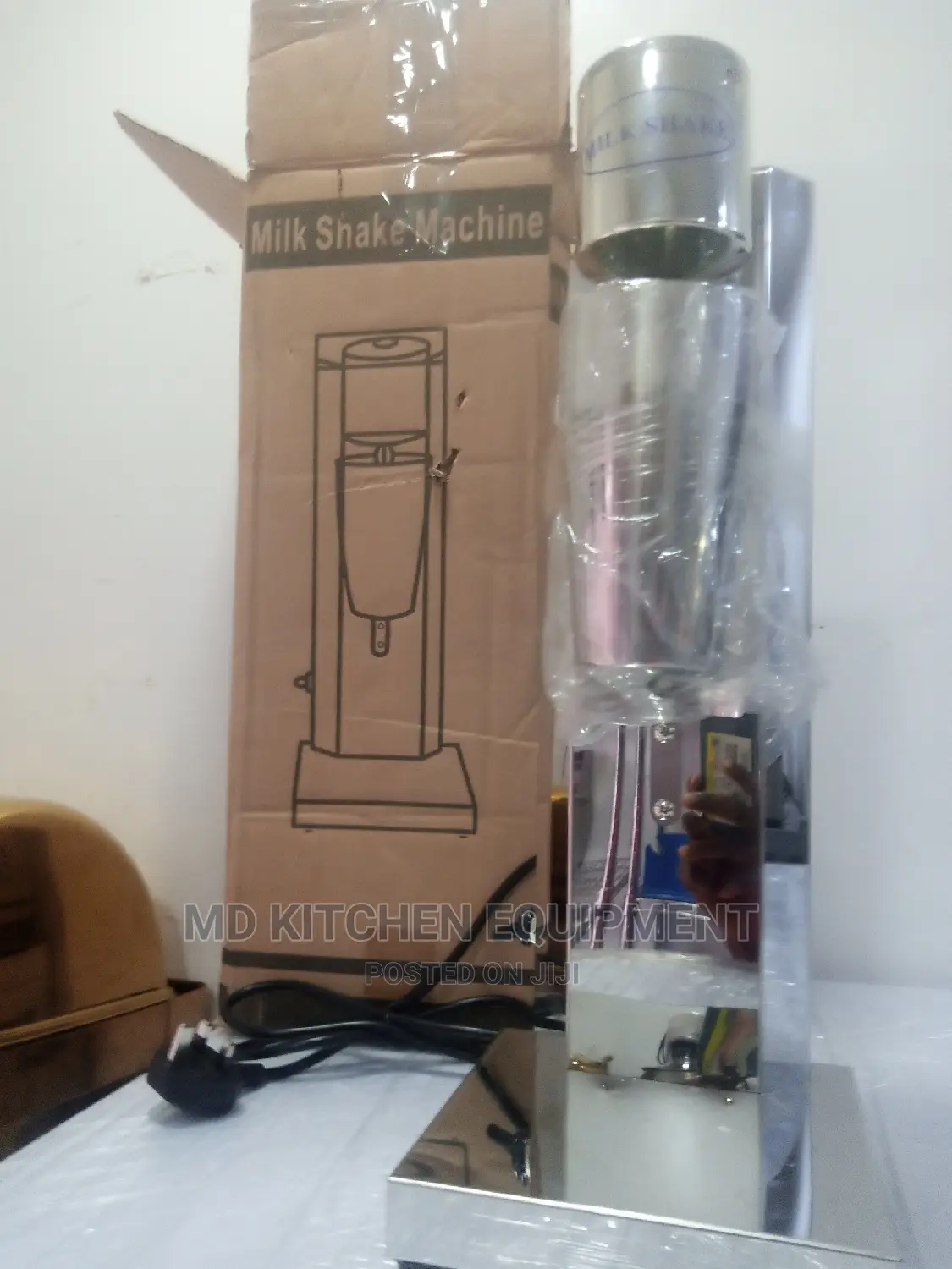 Milk Shaker Machine