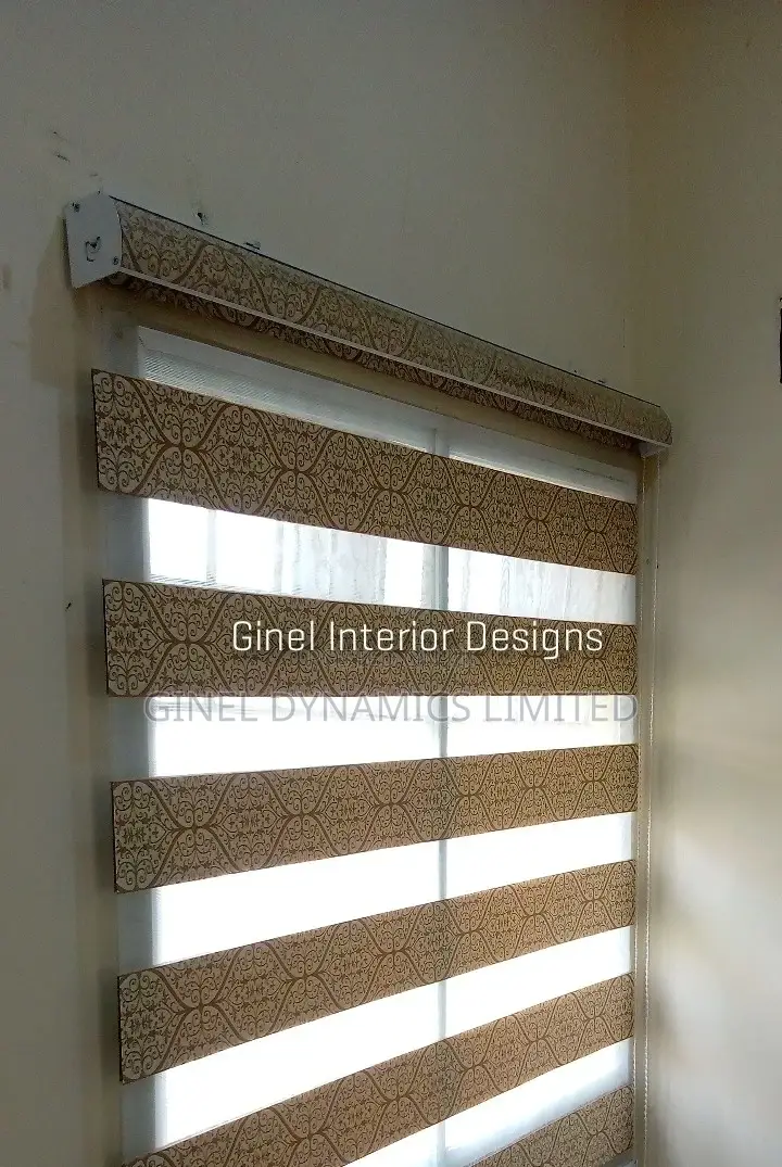 Window Blinds(Free Delivery)