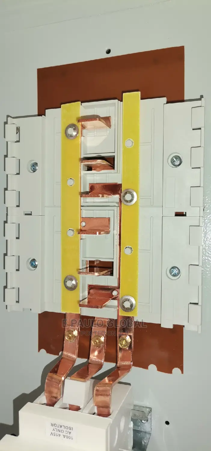 12 Stabluk Fuse Distribution Board