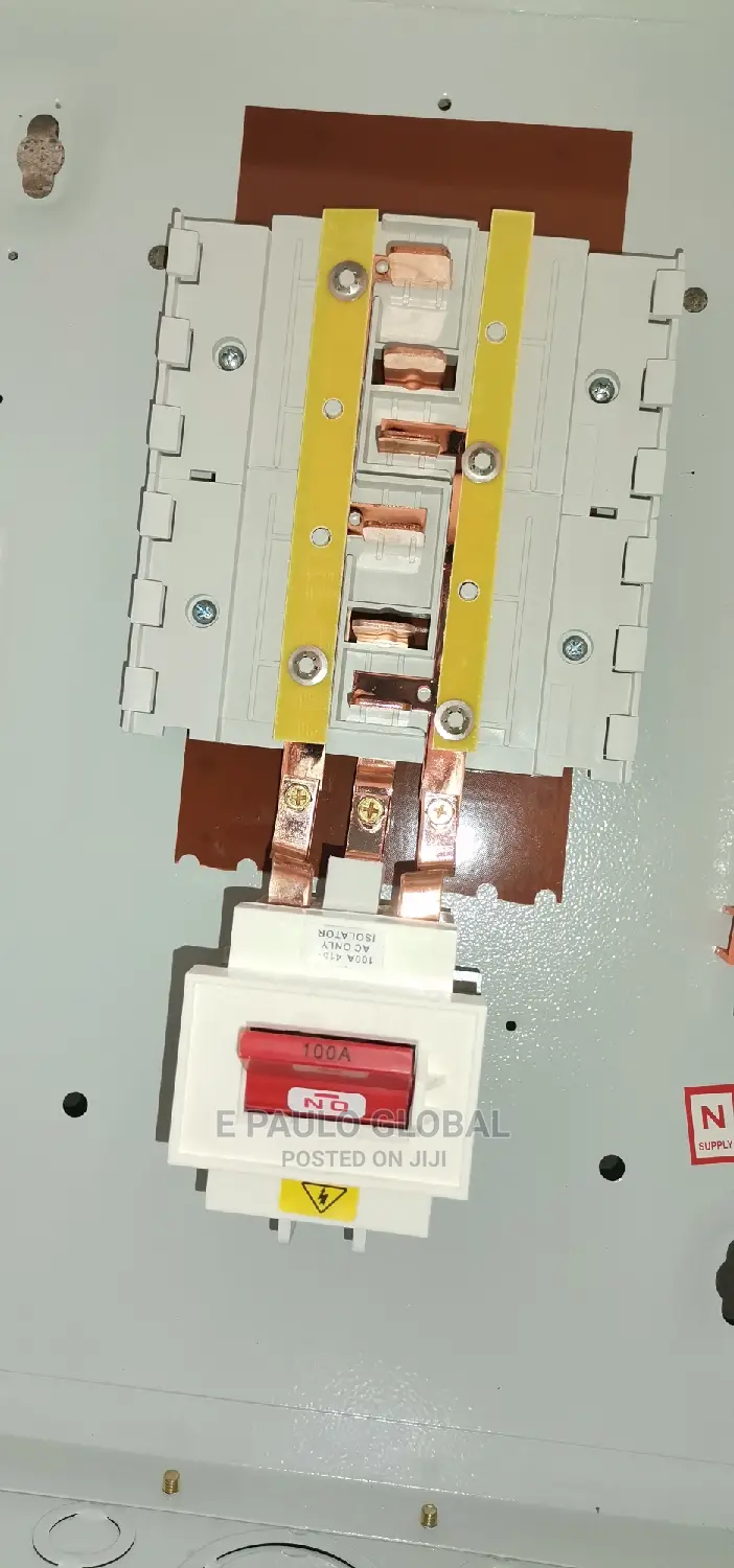 12 Stabluk Fuse Distribution Board