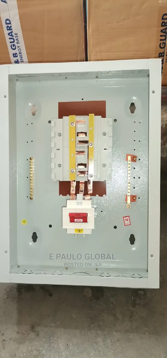 12 Stabluk Fuse Distribution Board