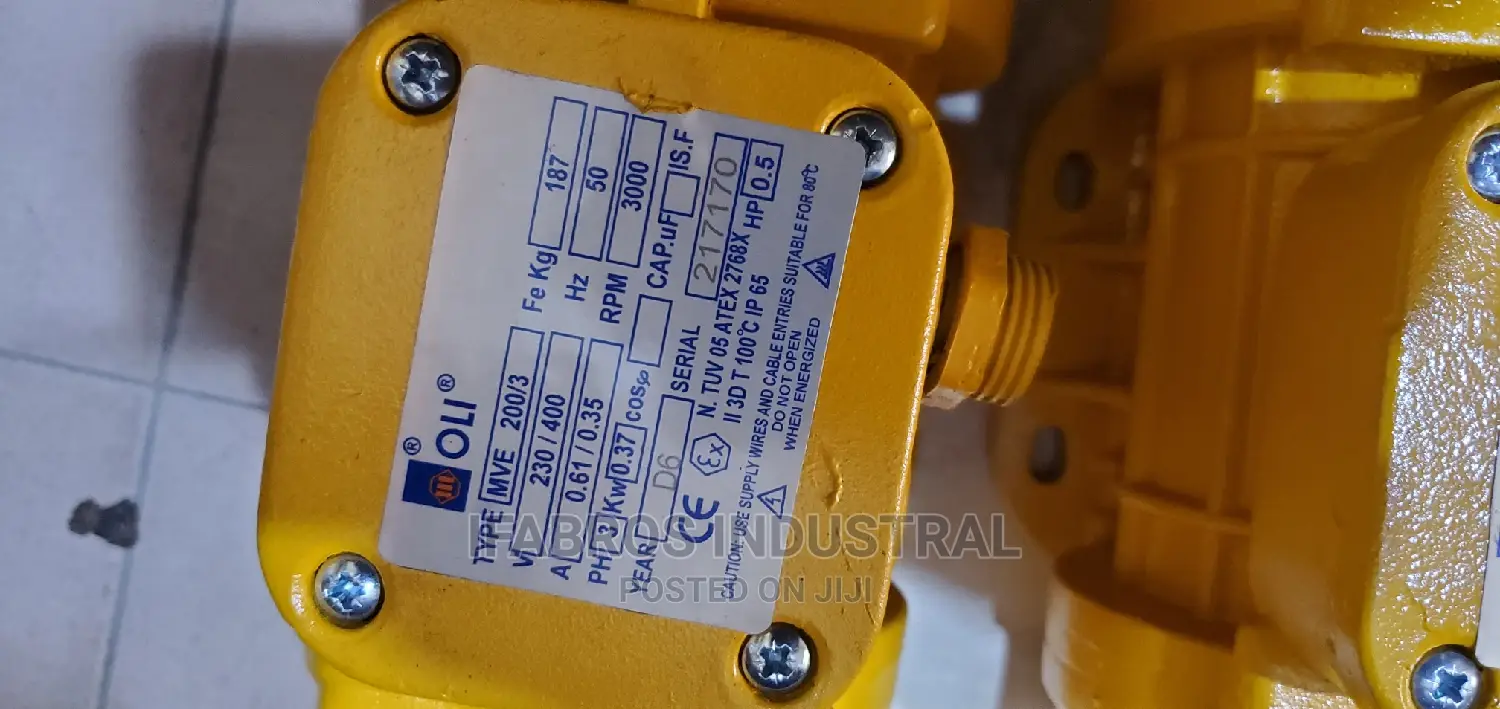 Vibrating Machine for Block Molding