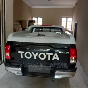 Carry Boy Boot Cover for Toyota Hilux +*