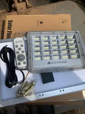 Vellmax Solar Floodlight