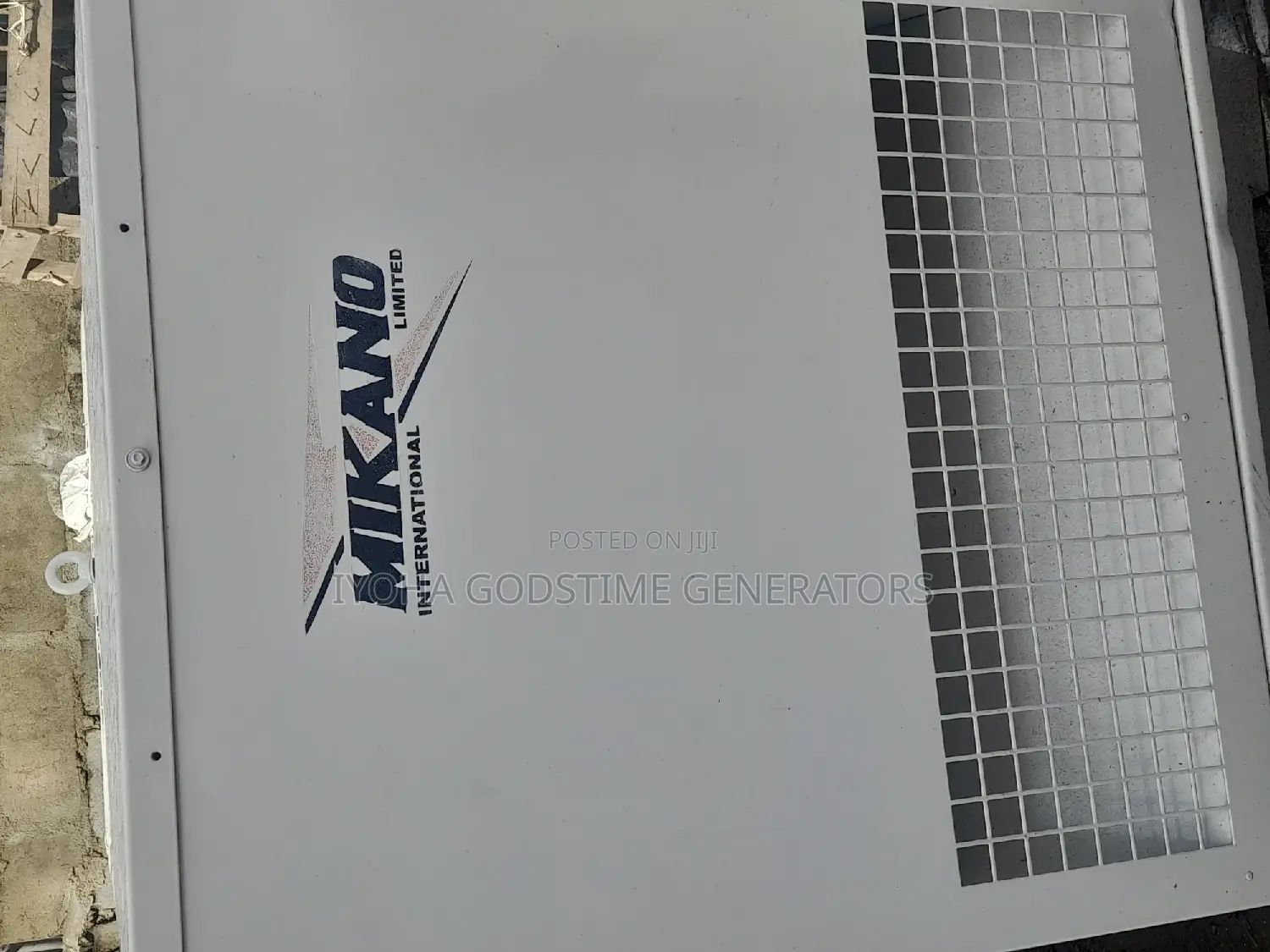 27 Kva Perkins Soundproof Generators