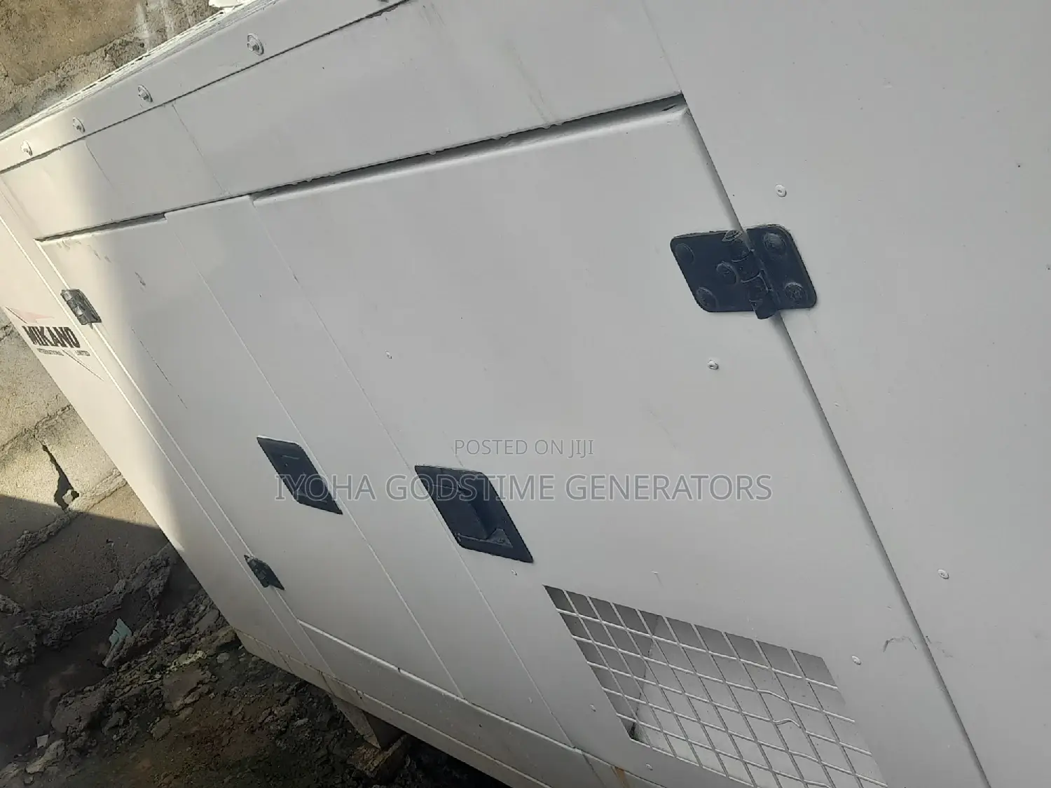 27 Kva Perkins Soundproof Generators