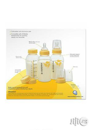 Medela Breast Pump Bottles 8 Oz(4-12months)