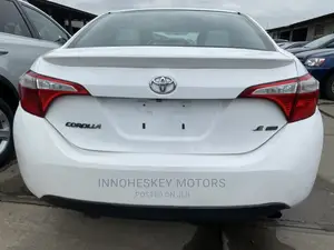 Toyota Corolla 2014 White