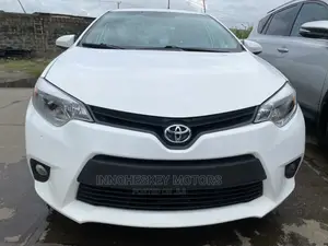 Toyota Corolla 2014 White
