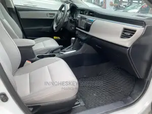 Toyota Corolla 2014 White