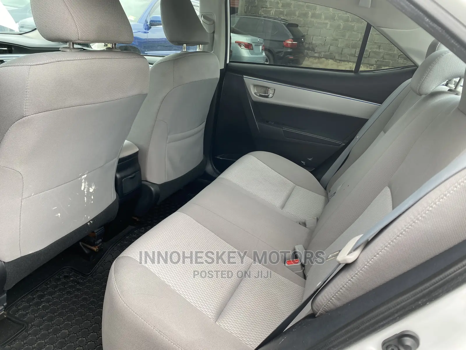 Toyota Corolla 2014 White