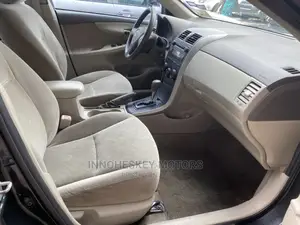 Toyota Corolla 2010 Black