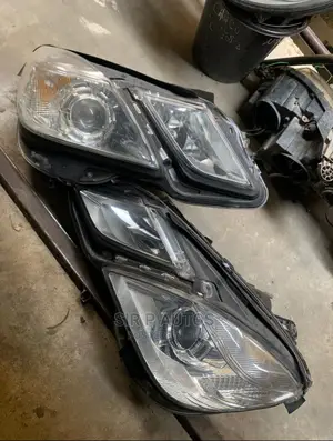 Mercedes Benz E350 Headlight Are Available