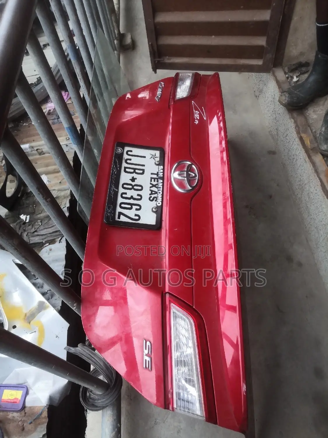 Boot Camry 2012