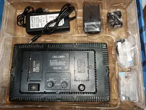 Led 800pro Video Light With Stand