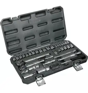 Halfords 1/4" and 3/8" Drive Metric 50 Piece Socket Set