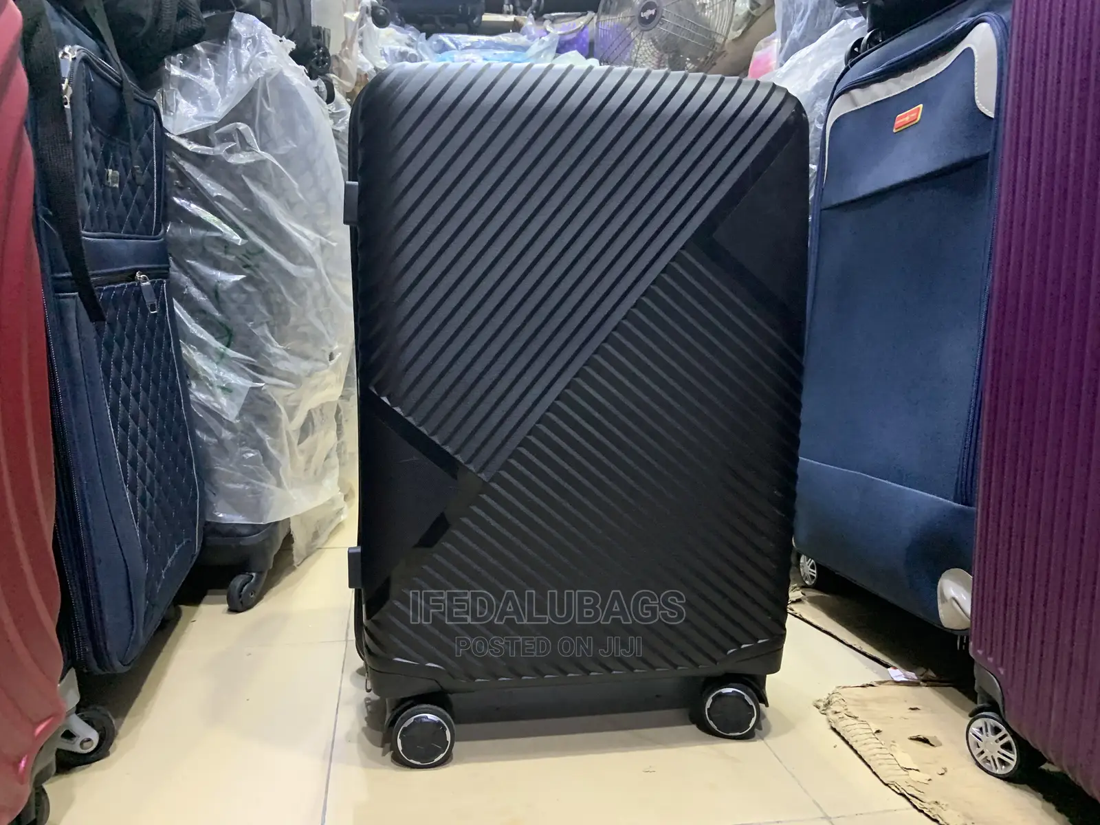 Medium Size Quality Imported Unbreakable Plastic Box