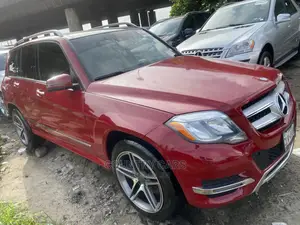Mercedes-Benz GLK-Class 2015 Red