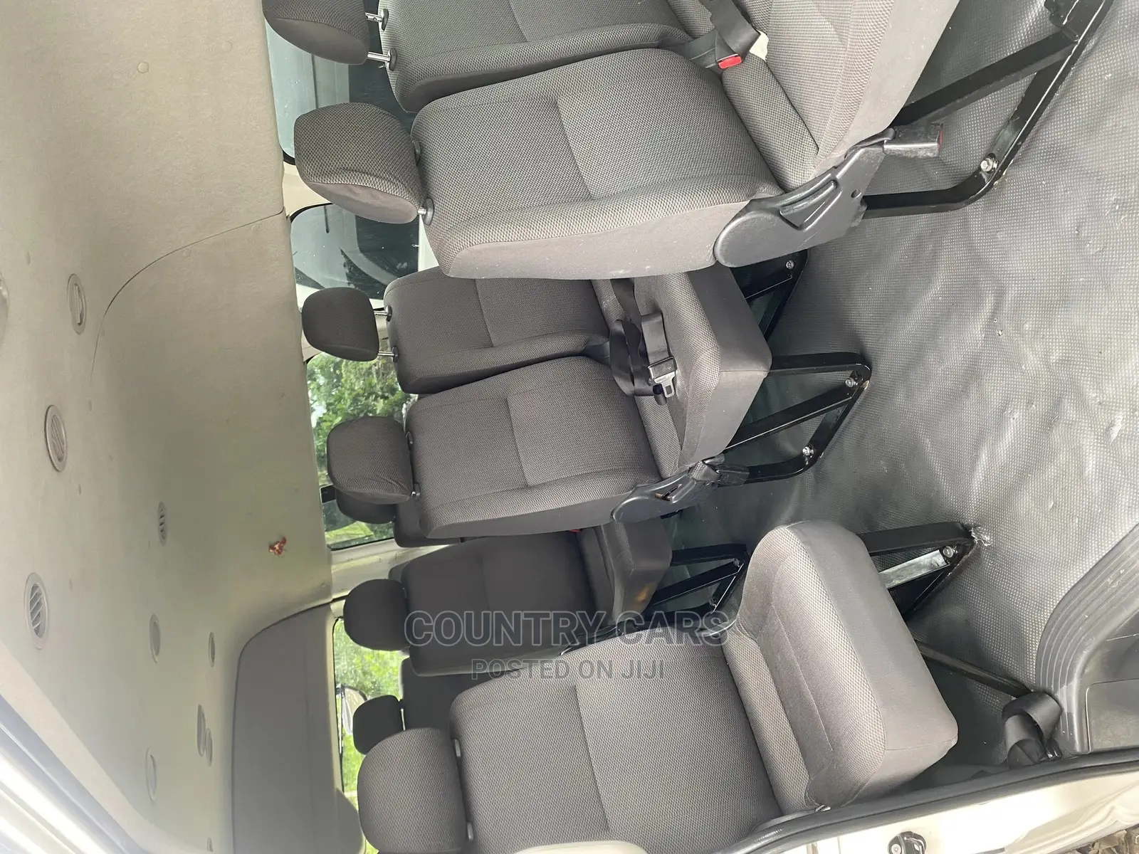 Toyota HiAce 2018 White