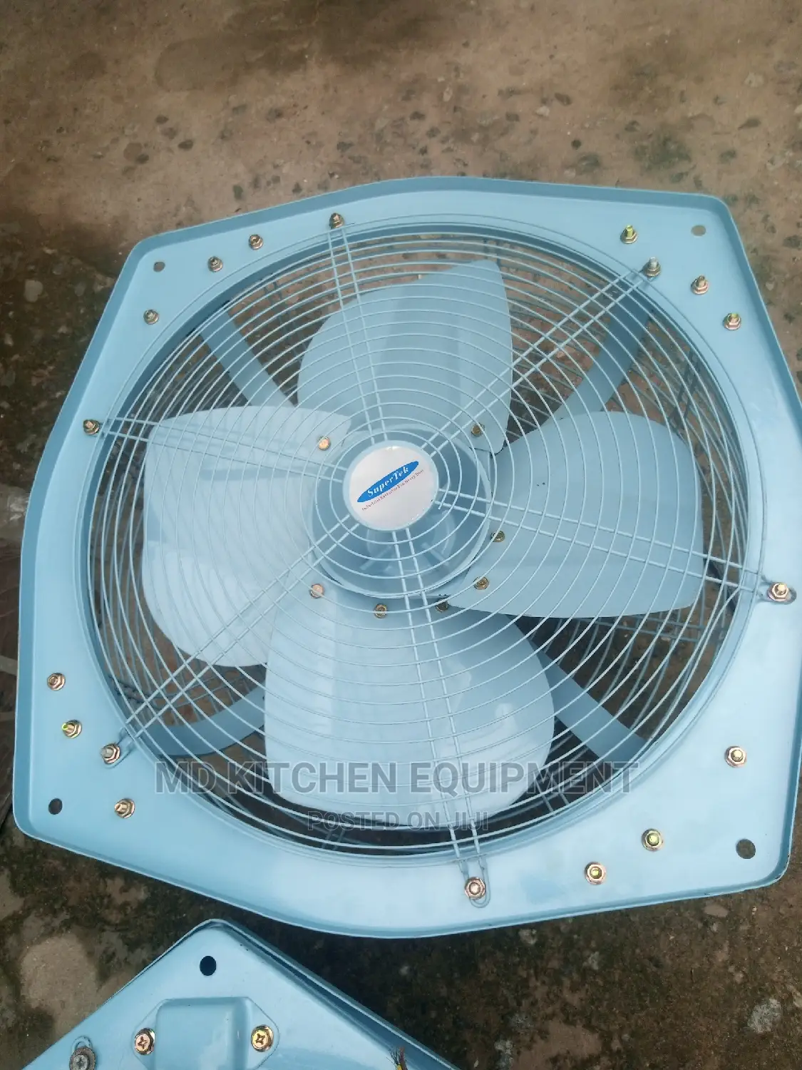 Industrial 18 Inches Fan Extractor