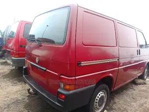 Volkswagen Transporter 2003 Red
