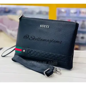 Louis Vuitton Men’S Arm-Pit Bag
