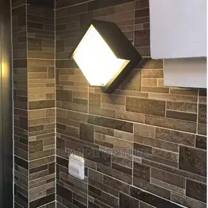 Outdoor Square Aluminum 12W LED Wall Light