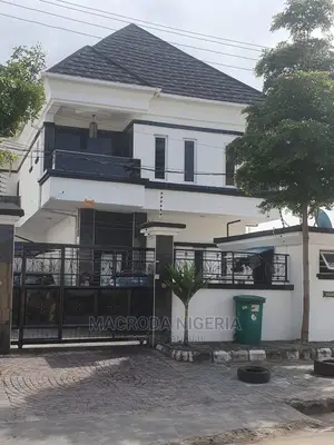 3bdrm Block of Flats in Ikoyi, Bourdillon for rent