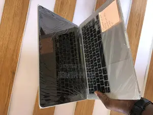 Laptop Apple MacBook Pro 2015 8GB Intel Core I5 SSD 512GB