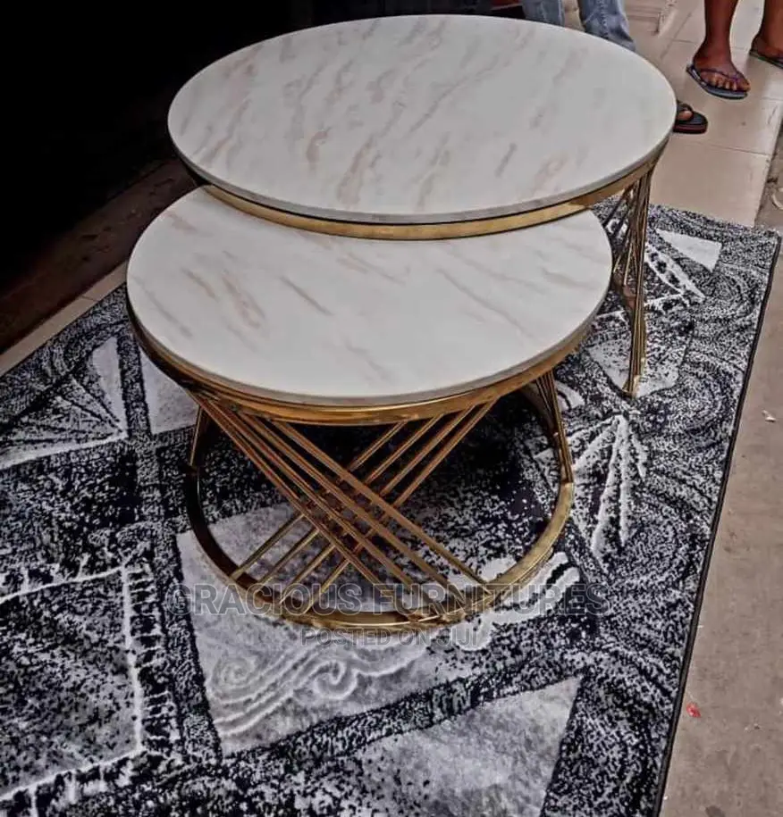 Round Center Table