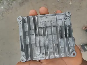 C300 2017 Headlight Charger