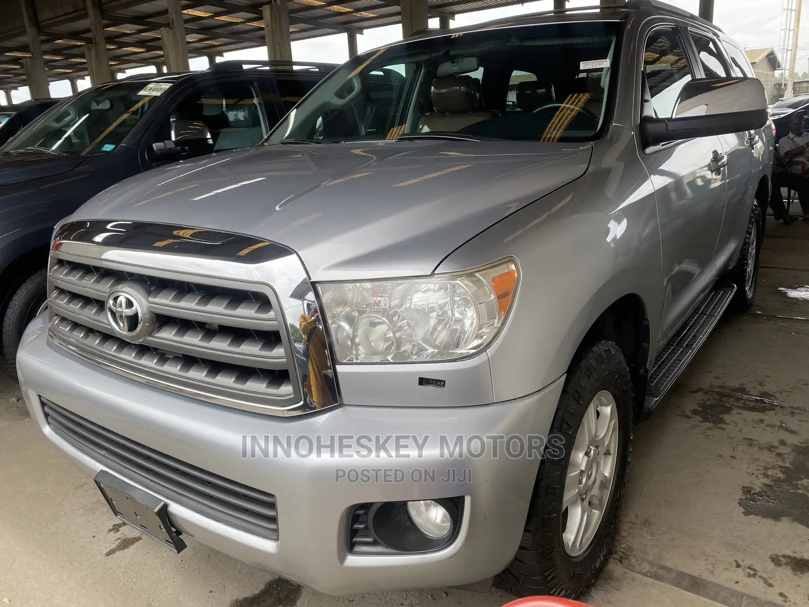 Toyota Sequoia 2015 Silver