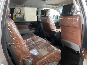 Toyota Sequoia 2015 Silver