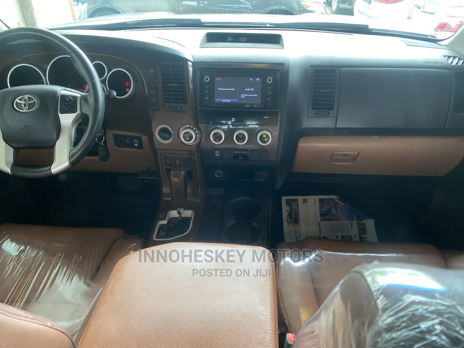 Toyota Sequoia 2015 Silver
