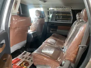Toyota Sequoia 2015 Silver