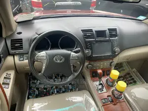 Toyota Highlander Limited 2009 Red