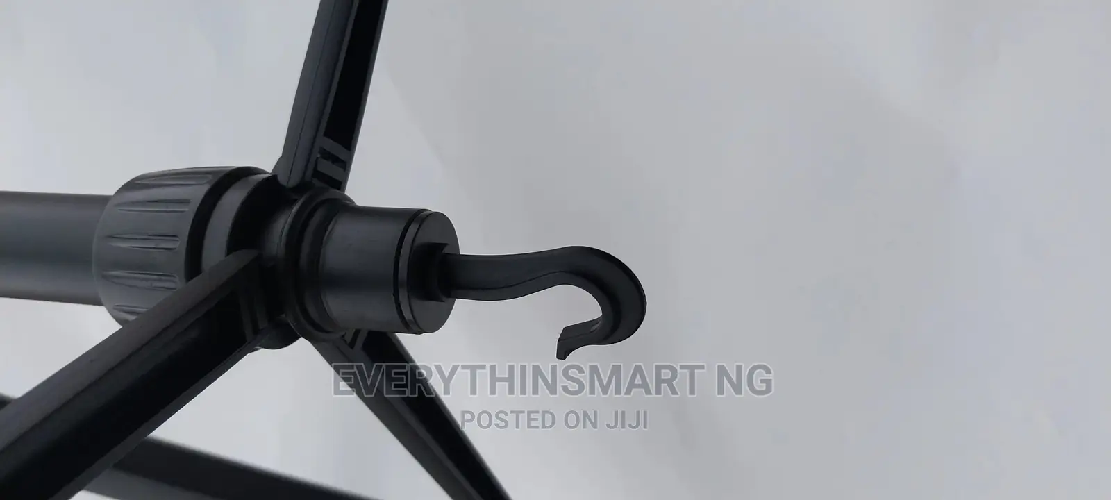 6ft Tripod Stand