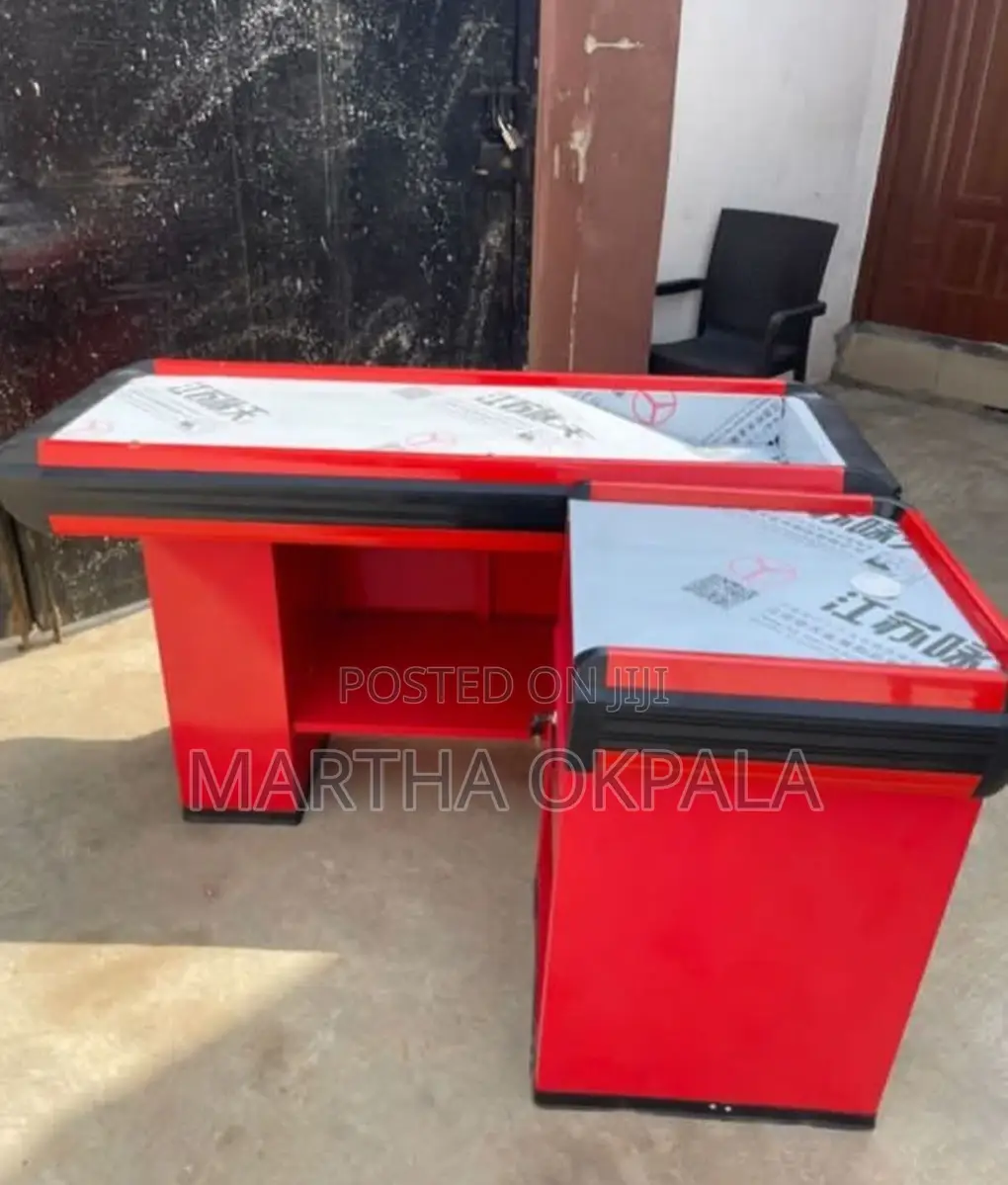 Cashpoint Table