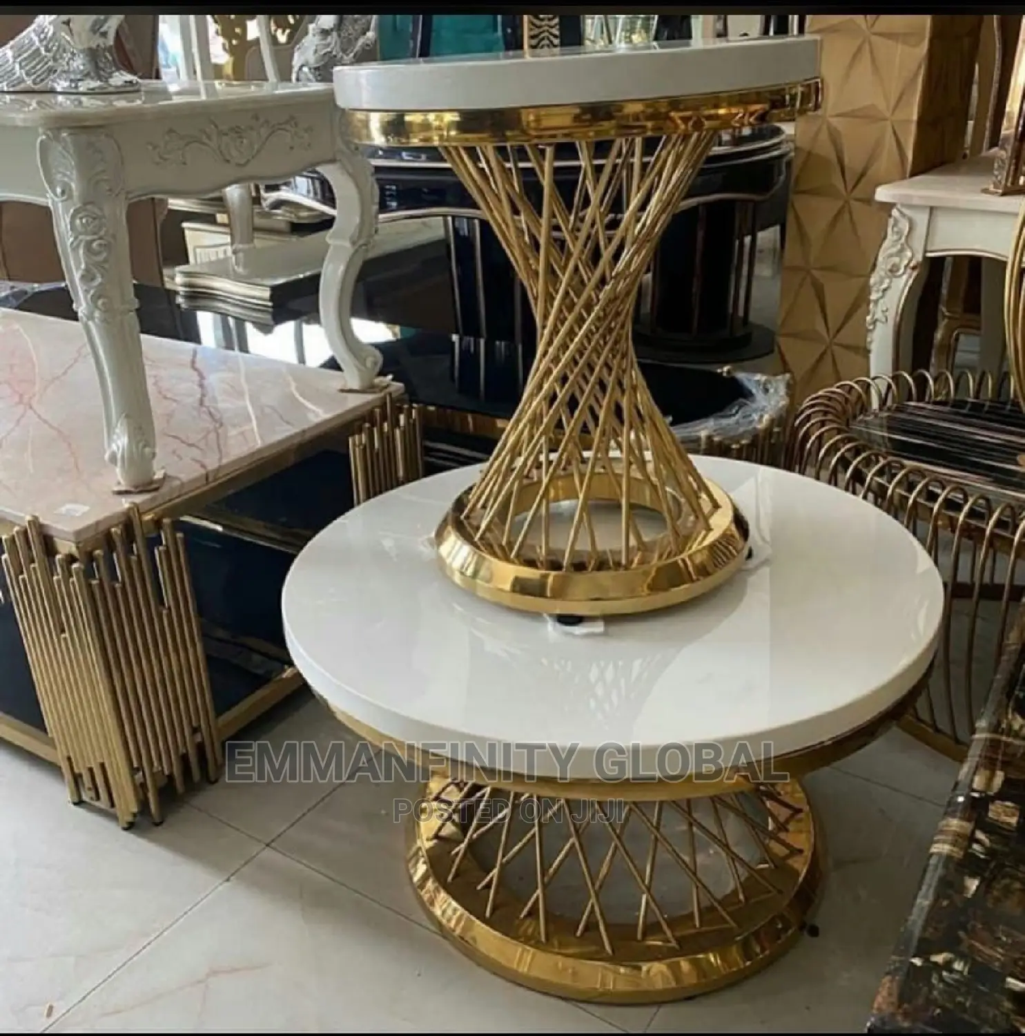 Round Marble Center Table With 2 Side Stools