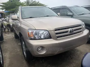 Toyota Highlander Limited V6 2005 Gold