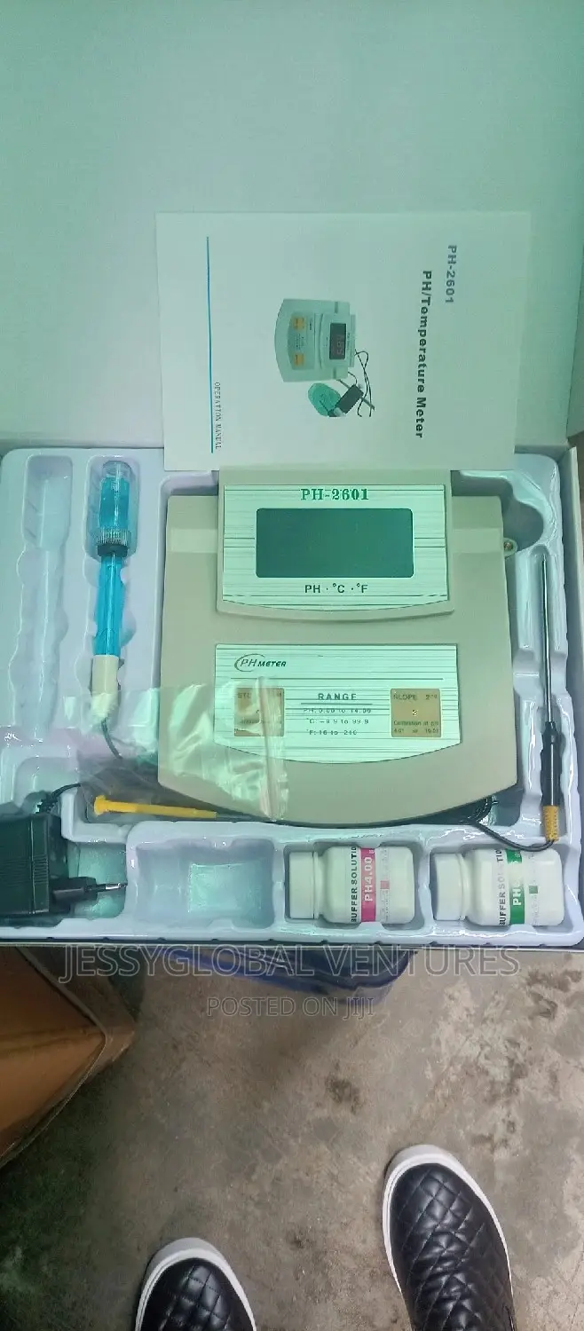 Table Top Ph Meter in Lagos Island (Eko) Medical Supplies & Equipment