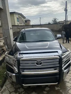 Toyota Tundra 2014 Black