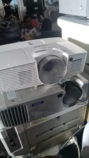 Acer Projector With Hdmi, Usb and Vga Ports Open Box Market
