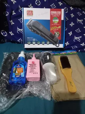 Complete Barbing Set Clipper and Accessories