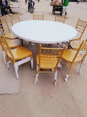 Gold Chiavari Chairs and Table