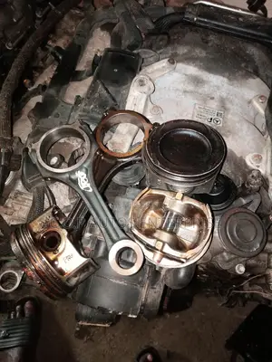 Piston and Connecting Rod for 270, 274, 276benz AMG