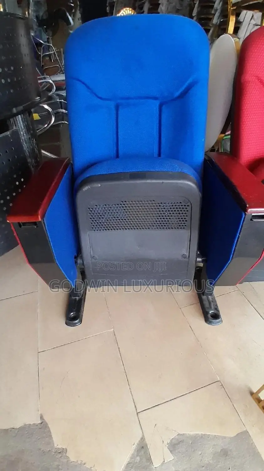 Single Auditorium Chair