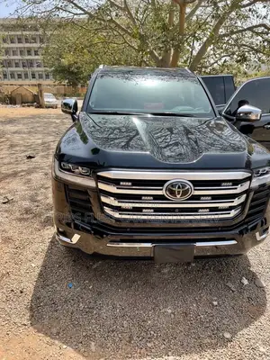 Land Cruiser for Rent/Hire