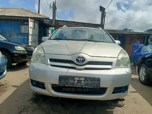 Toyota Corolla Verso 1.8 Luna Automatic 2006 Silver