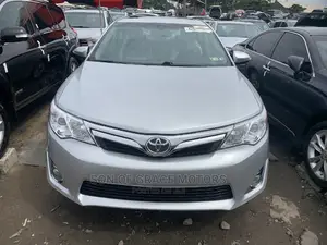 Toyota Camry 2013 Silver